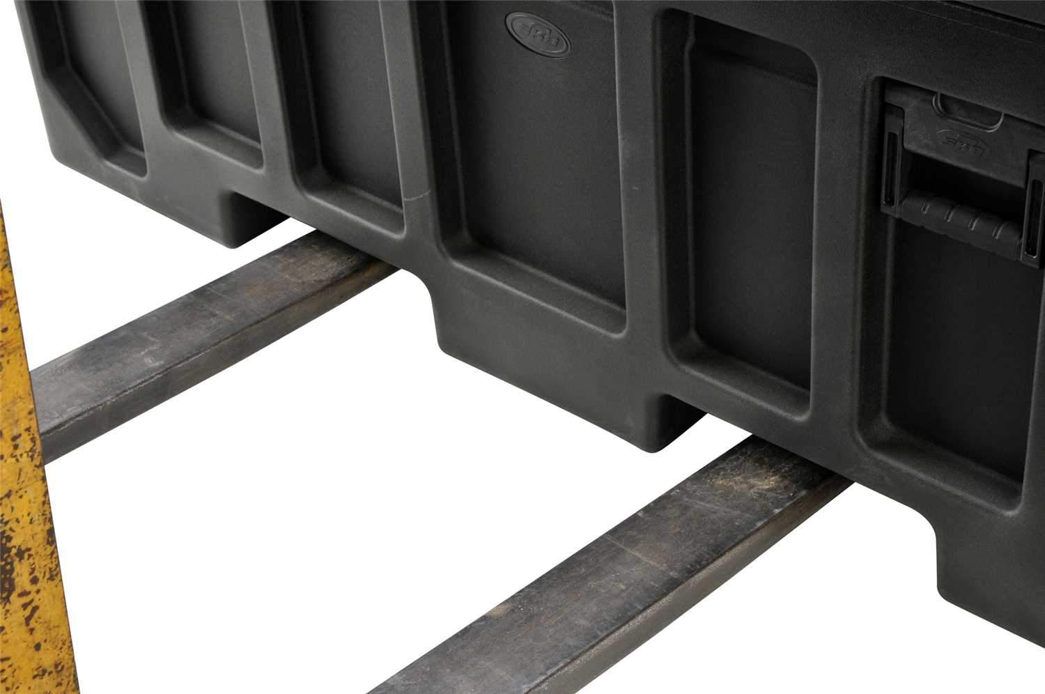 SKB 3SKB-5260 Rotomolded LCD Case - Ideal for 52-60In Monitors