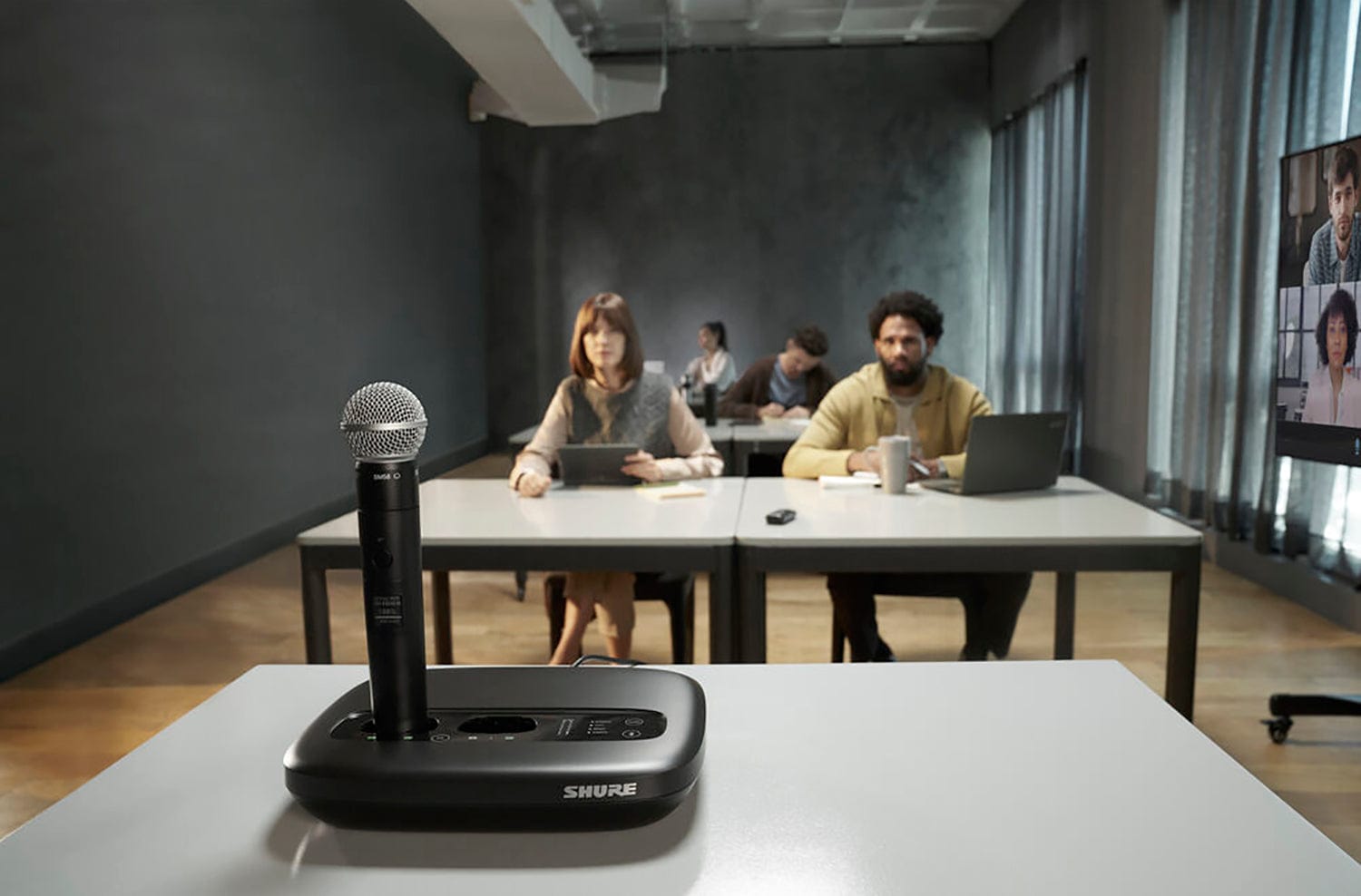 Shure MXW6X/C=-Z10 Cardioid Boundary Microphone Transmitter for Microflex Systems - Sleek & Reliable